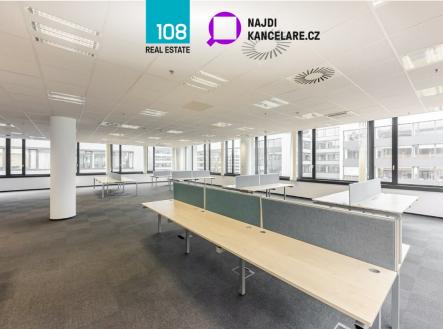 Pronájem kanceláře, 2 245 m²