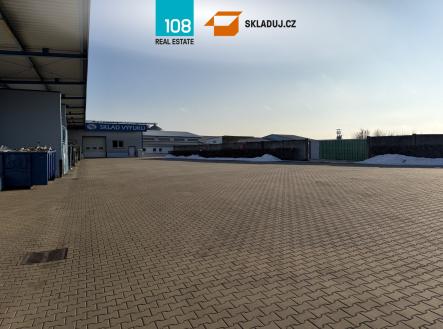 Pronájem komerčního objektu, sklad, 2 350 m²