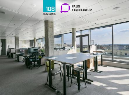Pronájem kanceláře, 500 m²