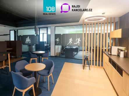 Pronájem kanceláře, 2 207 m²