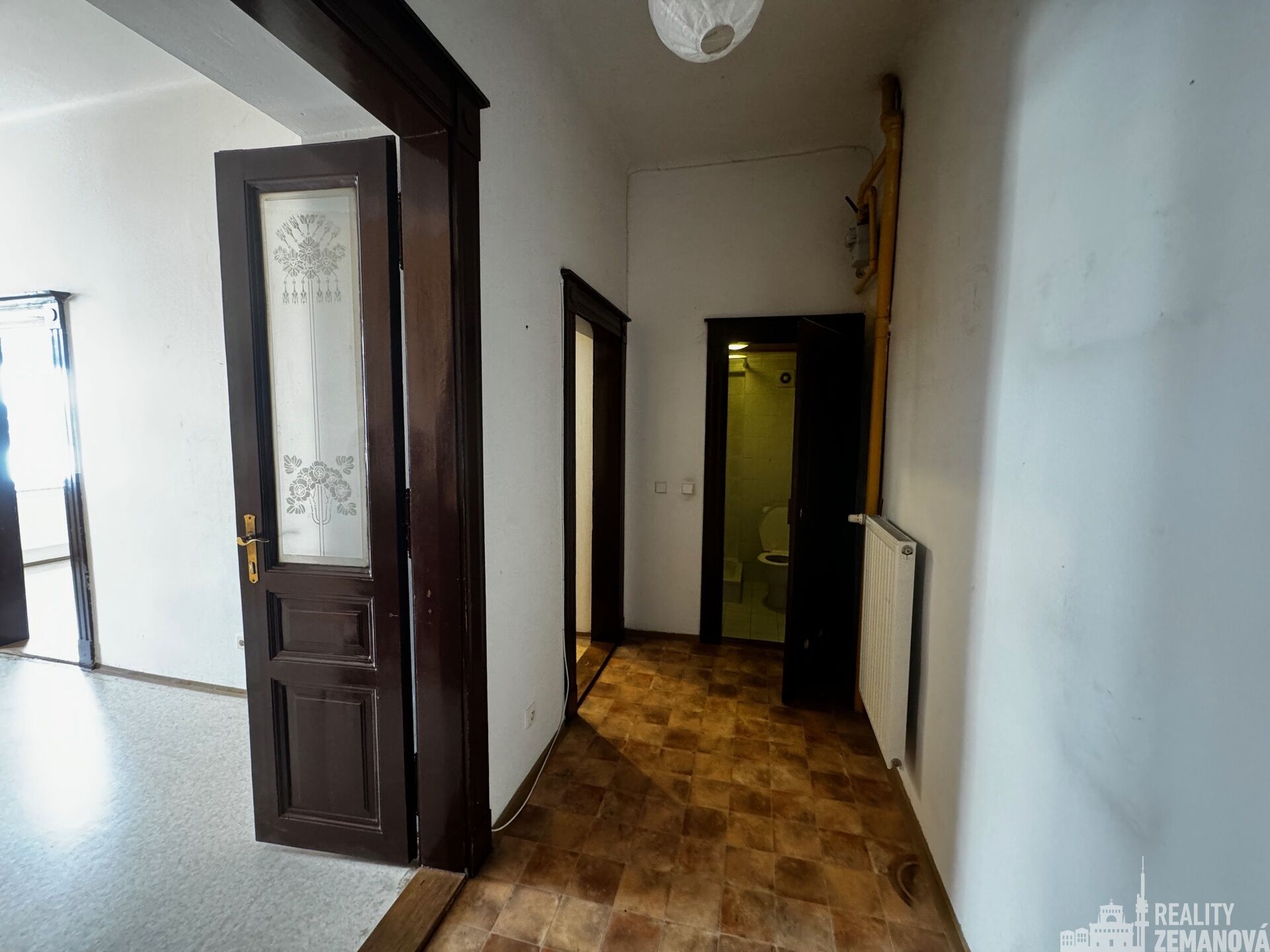 Pronájem bytu 2+1, 3. patro bez výtahu, Březinova ul., Praha 8 - Karlín