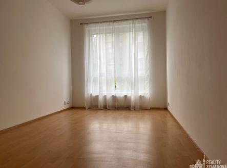 Pronájem bytu, 2+kk, 77 m²