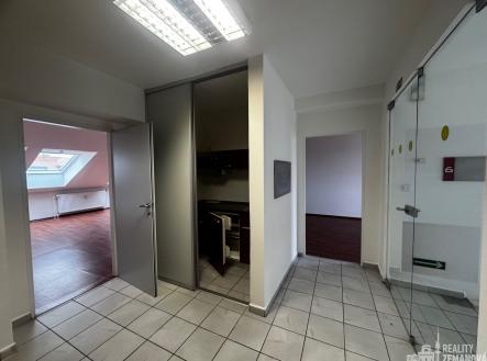 Pronájem kanceláře, 115 m²