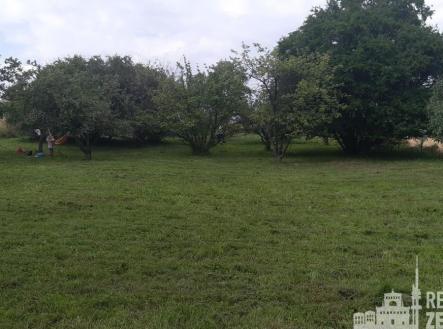 Prodej pozemku pro bydlení, 1 747 m²