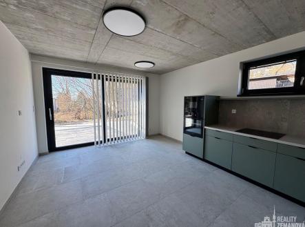 Pronájem bytu, 2+kk, 42 m²