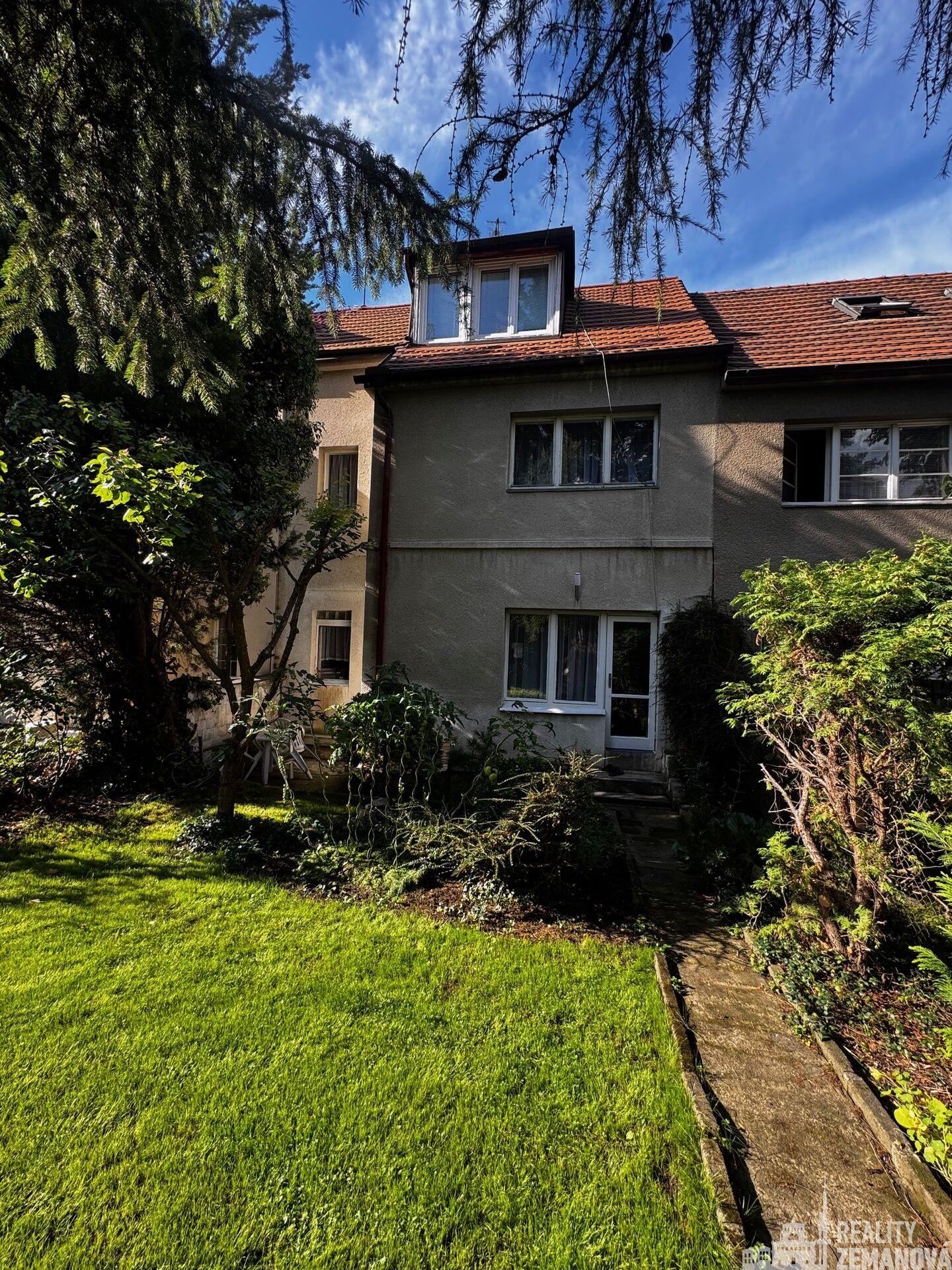 K dlouhodobému pronájmu rodinný dům 5+1 na Spořilově – Roztylské sady