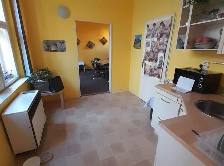 Pronájem kanceláře, 83 m²