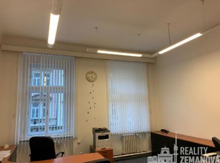 Pronájem kanceláře, 29 m²