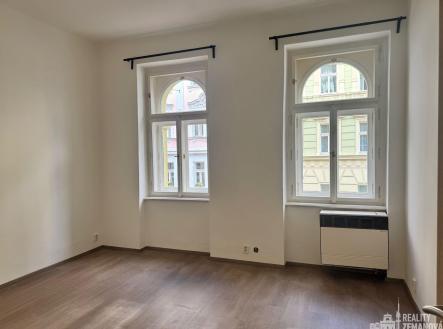 Pronájem bytu, 2+kk, 39 m²