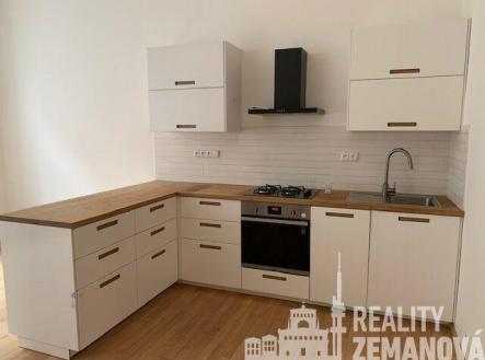 Pronájem bytu, 3+kk, 73 m²