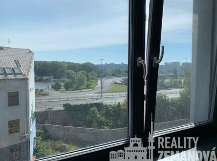 Pronájem bytu, 1+kk, 20 m²