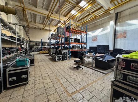 Pronájem skladovací prostor