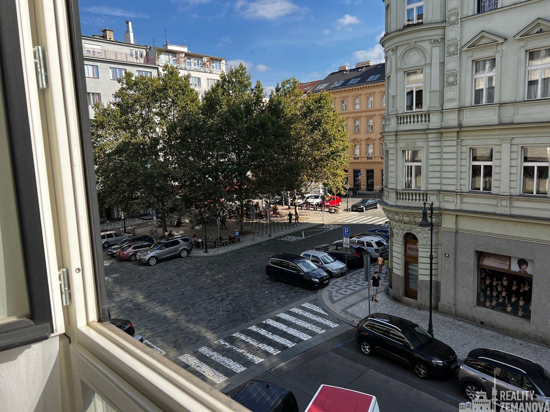 Pronájem moderně zařízeného bytu 1+1, 33 m2, Soukenická ul., P-1