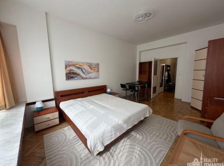Pronájem bytu, 1+1, 33 m²