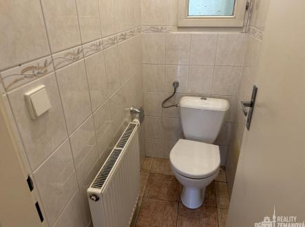 samostatné WC