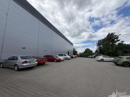 Pronájem skladu, 500 m²