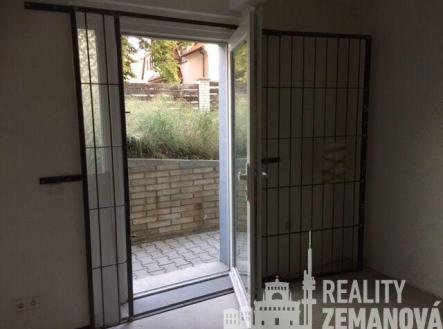 Pronájem skladu, 50 m²