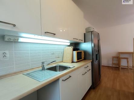 Pronájem bytu, 2+kk, 40 m²