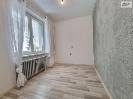 Pronájem bytu, 2+kk, 36 m²