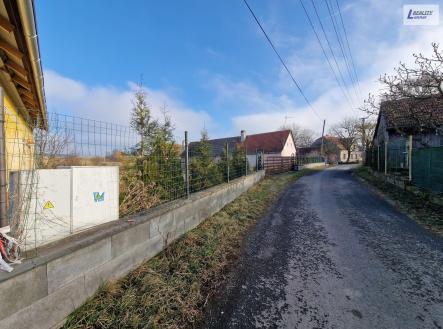 Prodej pozemku pro bydlení, 2 430 m²