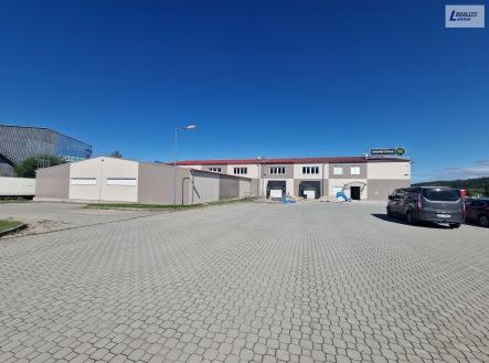 Pronájem komerčního objektu, obchodní centrum, 464 m²
