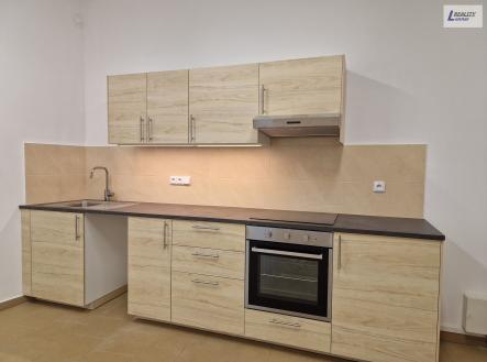 Pronájem kanceláře, 71 m²