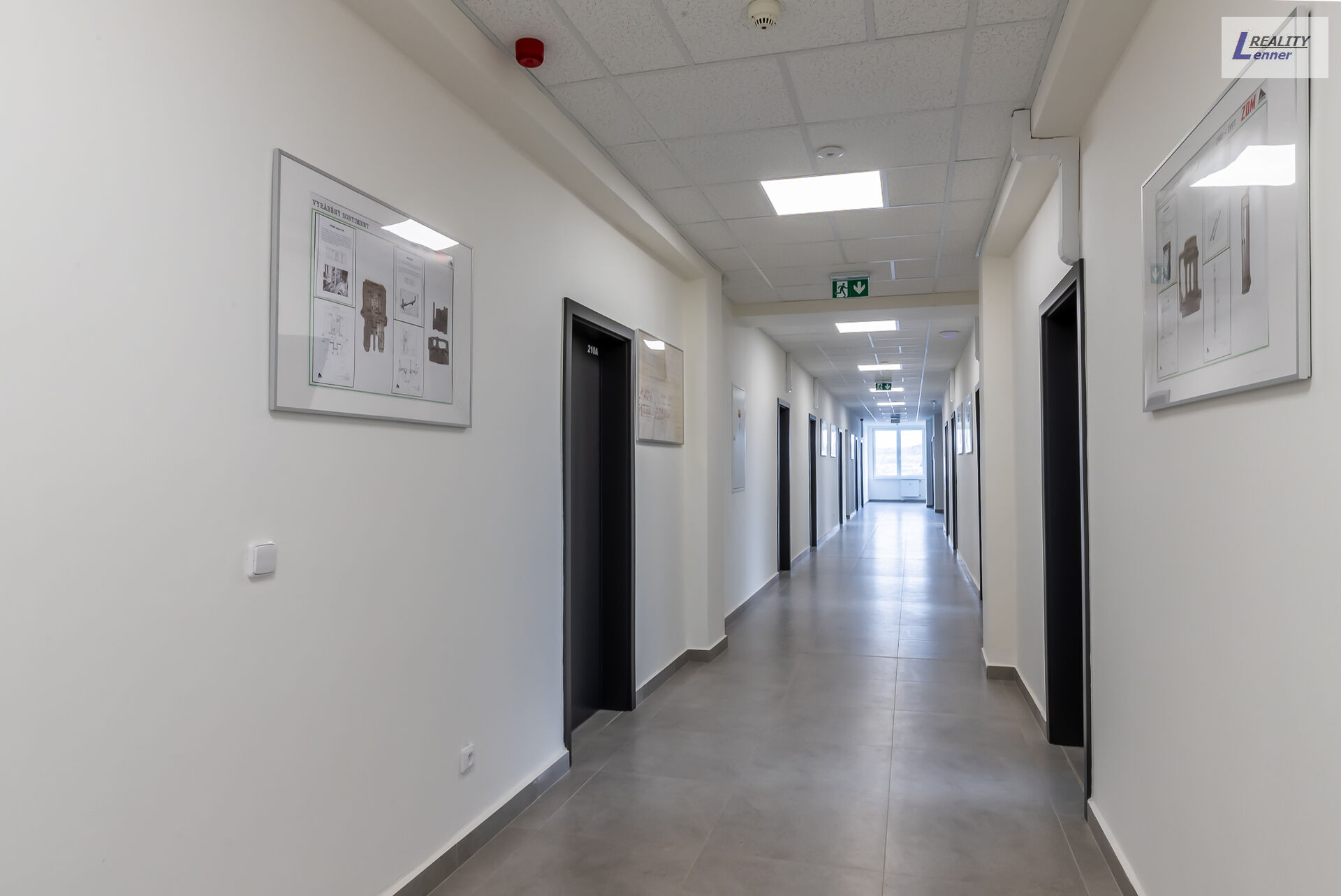 Pronájem kanceláře 30 m² vč. příslušenství a parkování – Příbram, K Podlesí