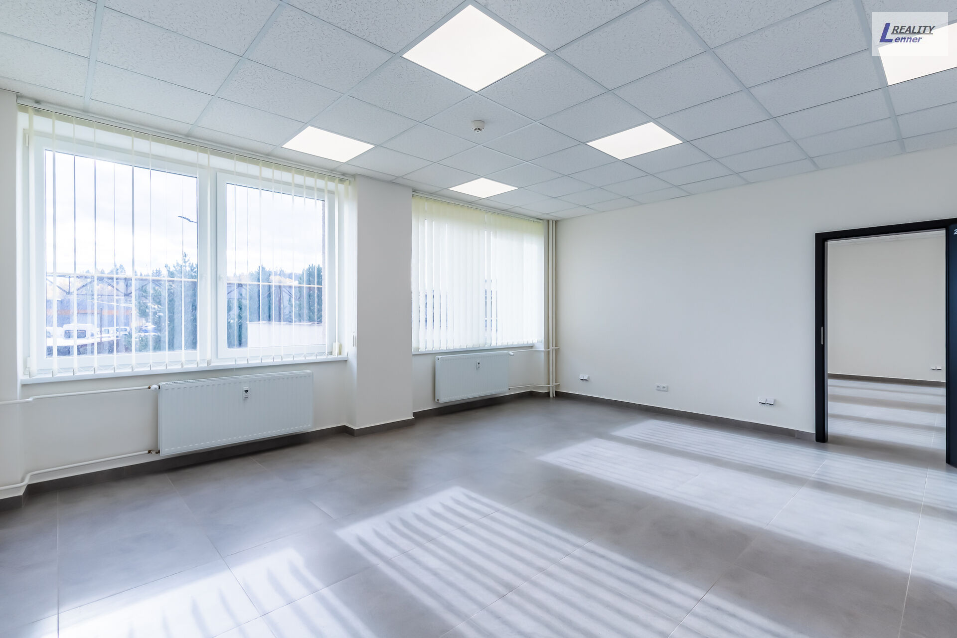 Pronájem kanceláří 160 m² vč. příslušenství a parkování – Příbram, K Podlesí