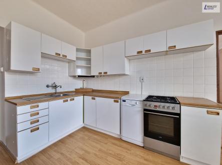 Pronájem bytu, 2+1, 80 m²