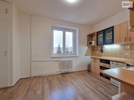 Pronájem bytu, 2+1, 78 m²