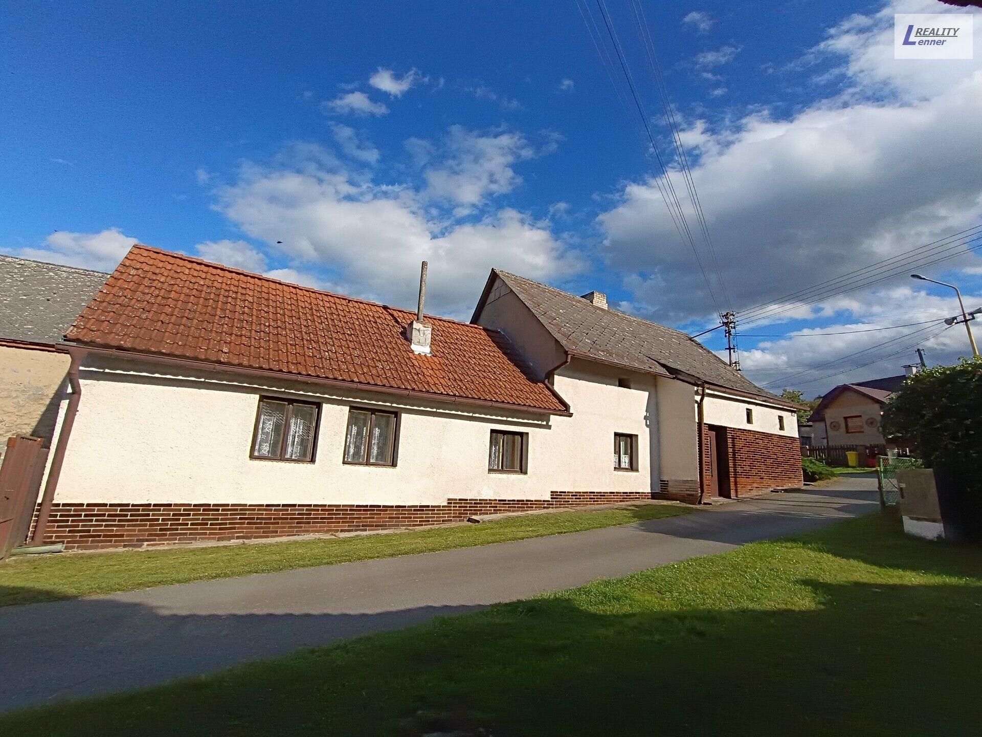 Dům 2+1 165 m2, pozemek 374 m2