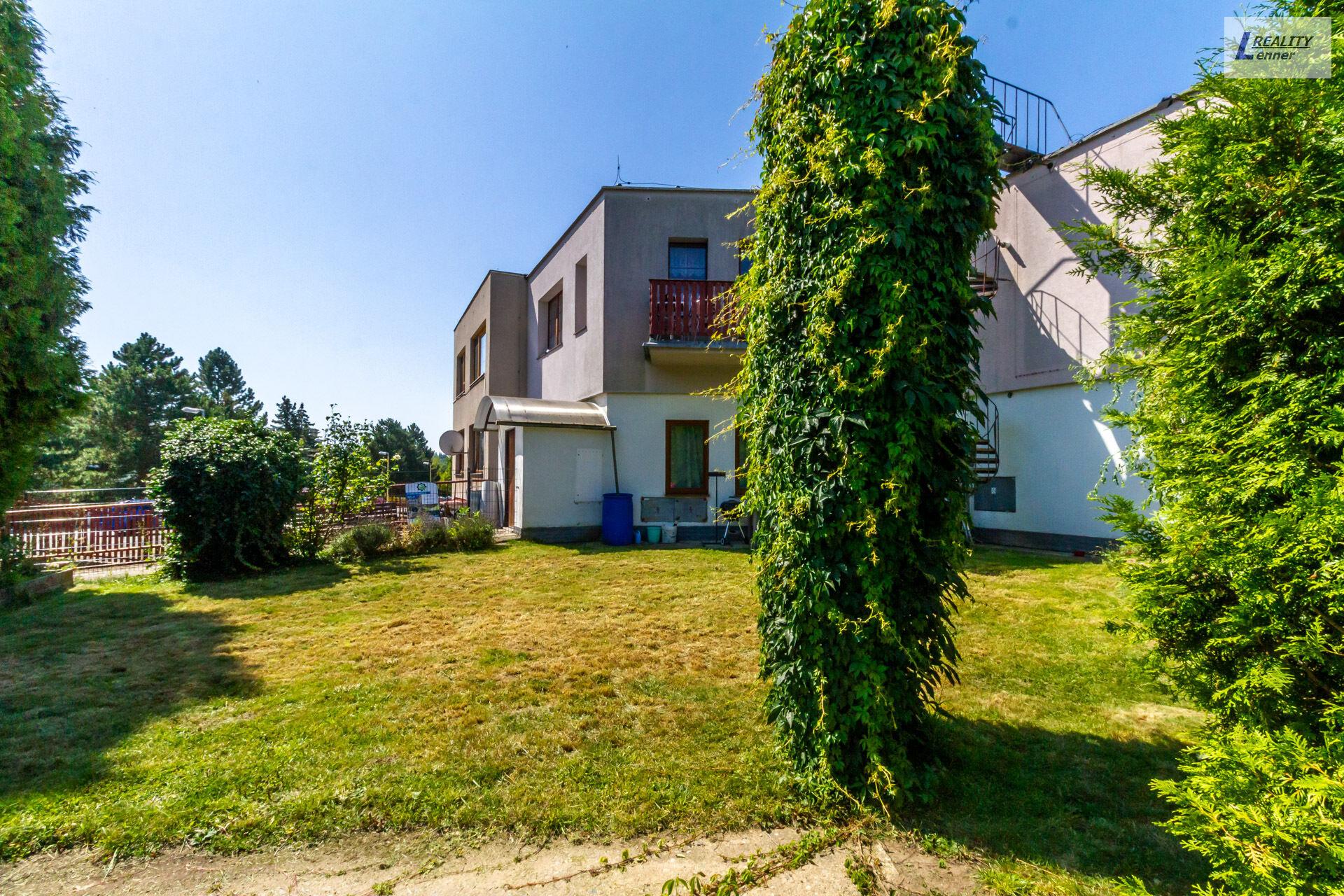 Vícegenerační byt. dům 4+kk, 1+kk, komerční prostory, vše na pozemku 554 m2.