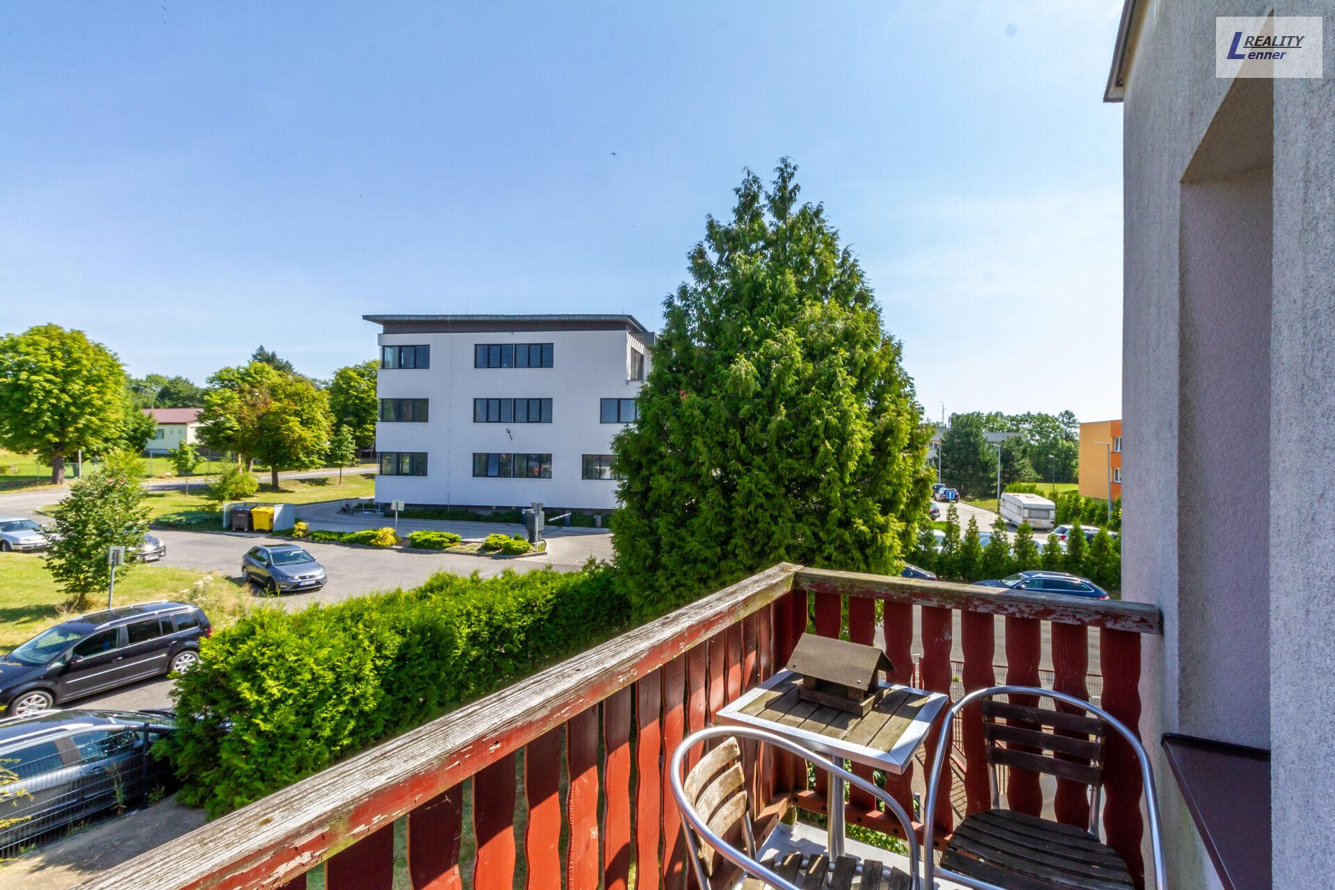 Vícegenerační byt. dům 4+kk, 1+kk, komerční prostory, vše na pozemku 554 m2.