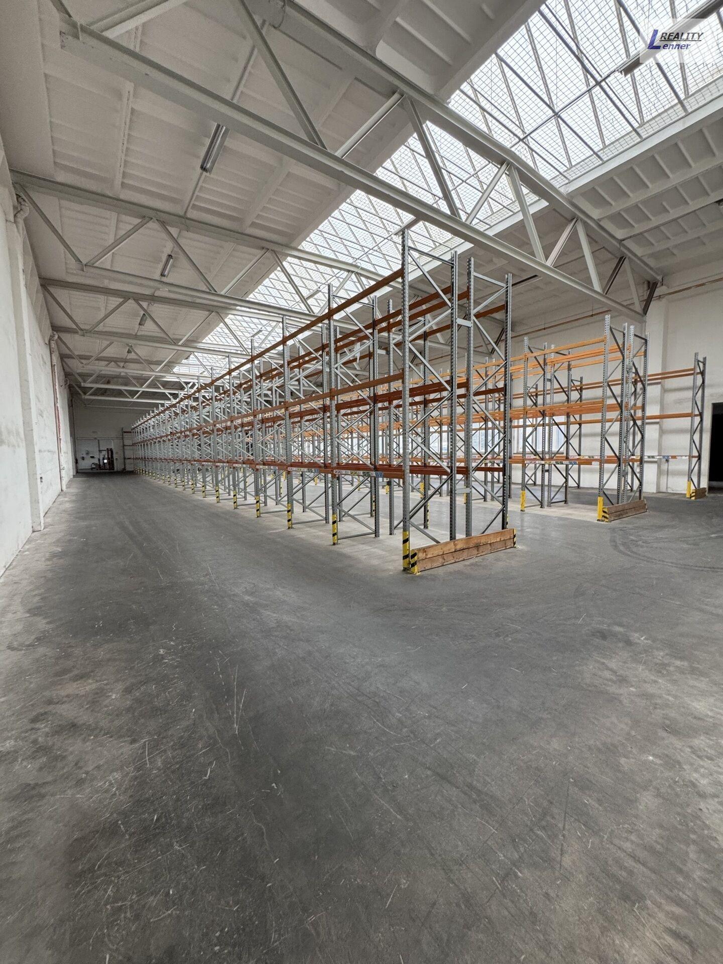 Pronájem skladového prostoru 1.159 m² + kanceláře 1.NP a 2. NP, Plynárenská, Příbram