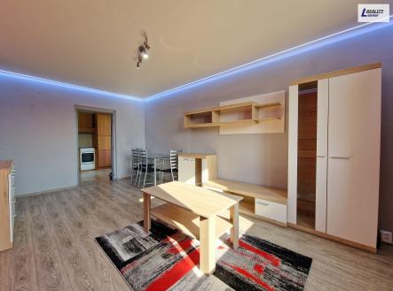 Pronájem bytu, 2+1, 54 m²