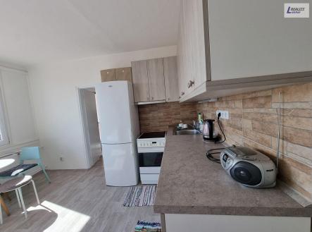 Pronájem bytu, 1+1, 38 m²
