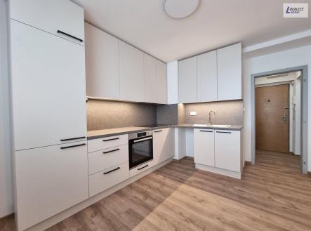 Pronájem bytu, 1+1, 35 m²