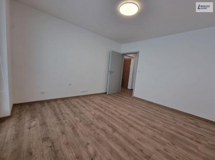 Pronájem bytu, 1+1, 35 m²