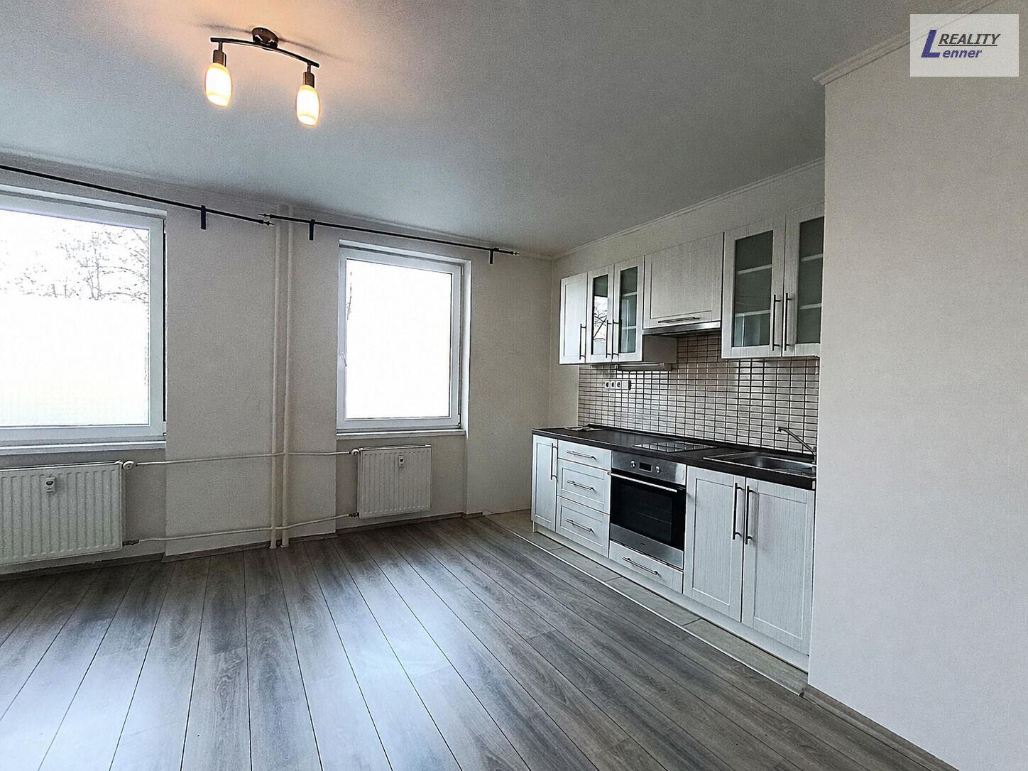 Pronájem bytu 1+kk, 26 m2, 1. nadzemní podlaží.