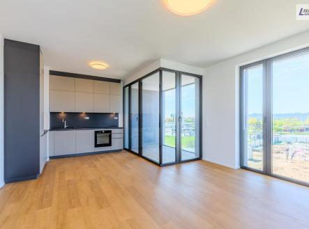 Pronájem bytu, 2+kk, 57 m²