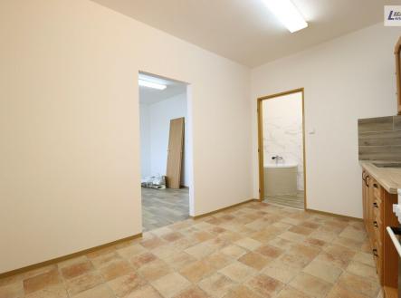 Pronájem bytu, 2+1, 65 m²