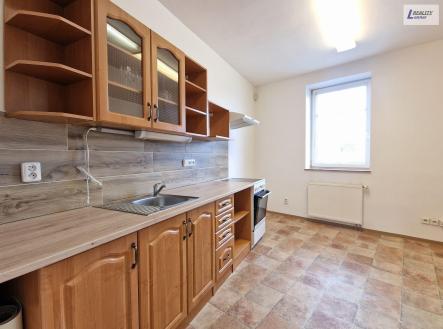 Pronájem bytu, 2+1, 65 m²