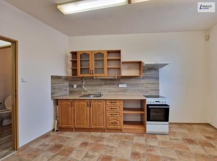 Pronájem bytu, 2+1, 65 m²