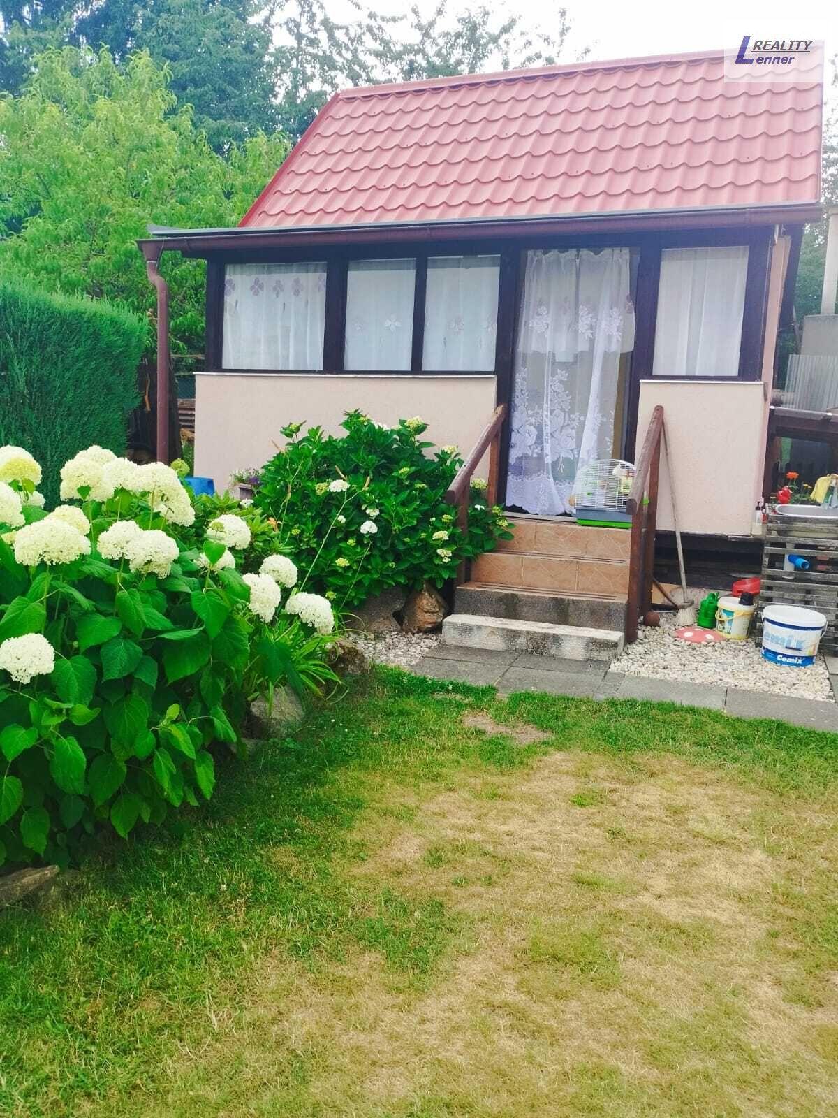 Prodej chaty 22 m2, pozemek 457 m2, Příbram