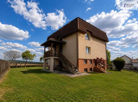 Pronájem domu/vily, 300 m²