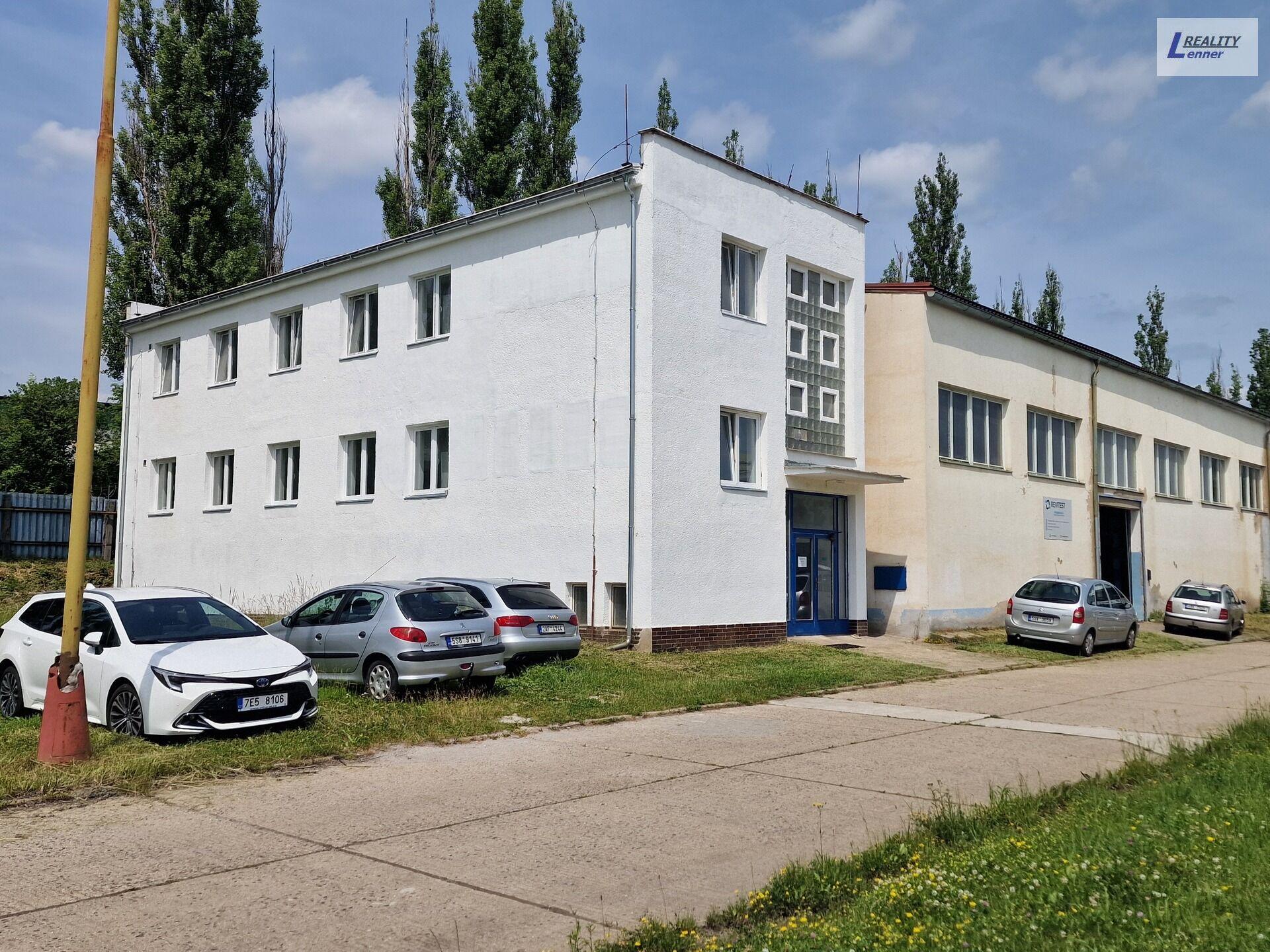 Komerční objekt - kontejner 30 m2, v průmyslovém areálu, ulice Obecnická