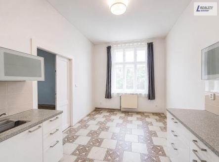 Pronájem bytu, 2+1, 70 m²