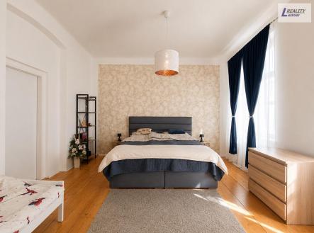 Pronájem bytu, 2+kk, 55 m²