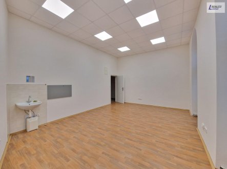 Pronájem kanceláře, 28 m²