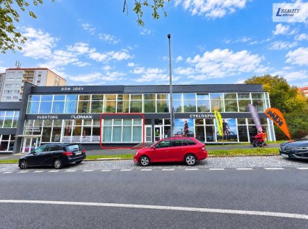 Pronájem reprezentativních obchodních prostor 124 m² – OD URAN, Plzeňská ulice, Příbram